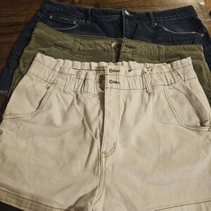 SO Women's Jean Shorts - Cream, Green, and Blue